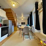 Duplex Hyper Center