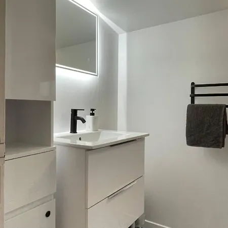 Duplex Hyper Center *
